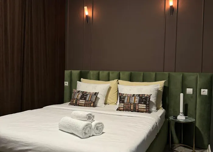 Hotel Nomad